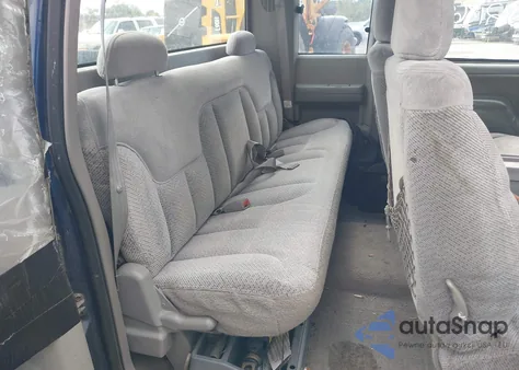 1999 Chevrolet C1500 Ls z USA, uszkodzony, nr VIN 1GCEC19R3XR134317